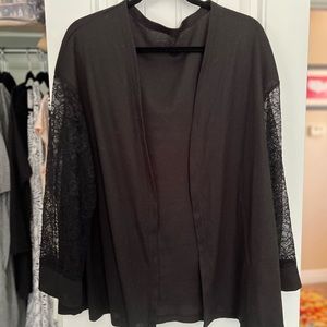 Lace sleeved cardigan
